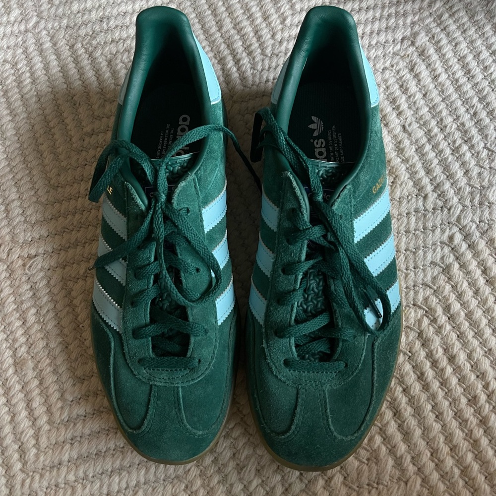 Adidas Gazelle M7.5 W8.5